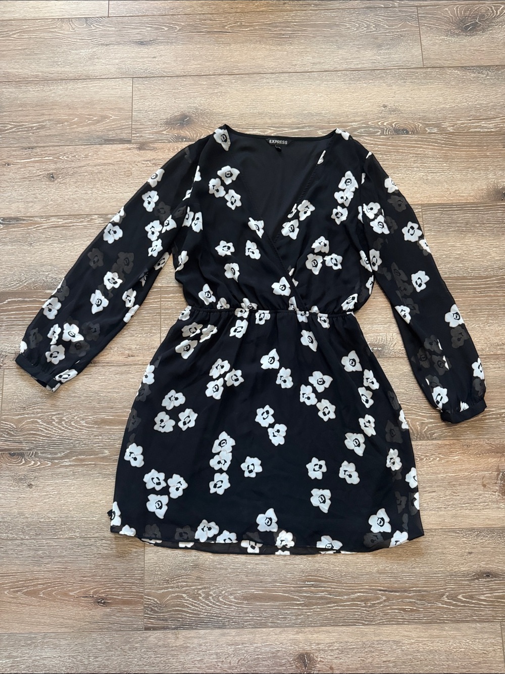 Express Black Floral Wrap-Style Long Sleeve Dress Medium